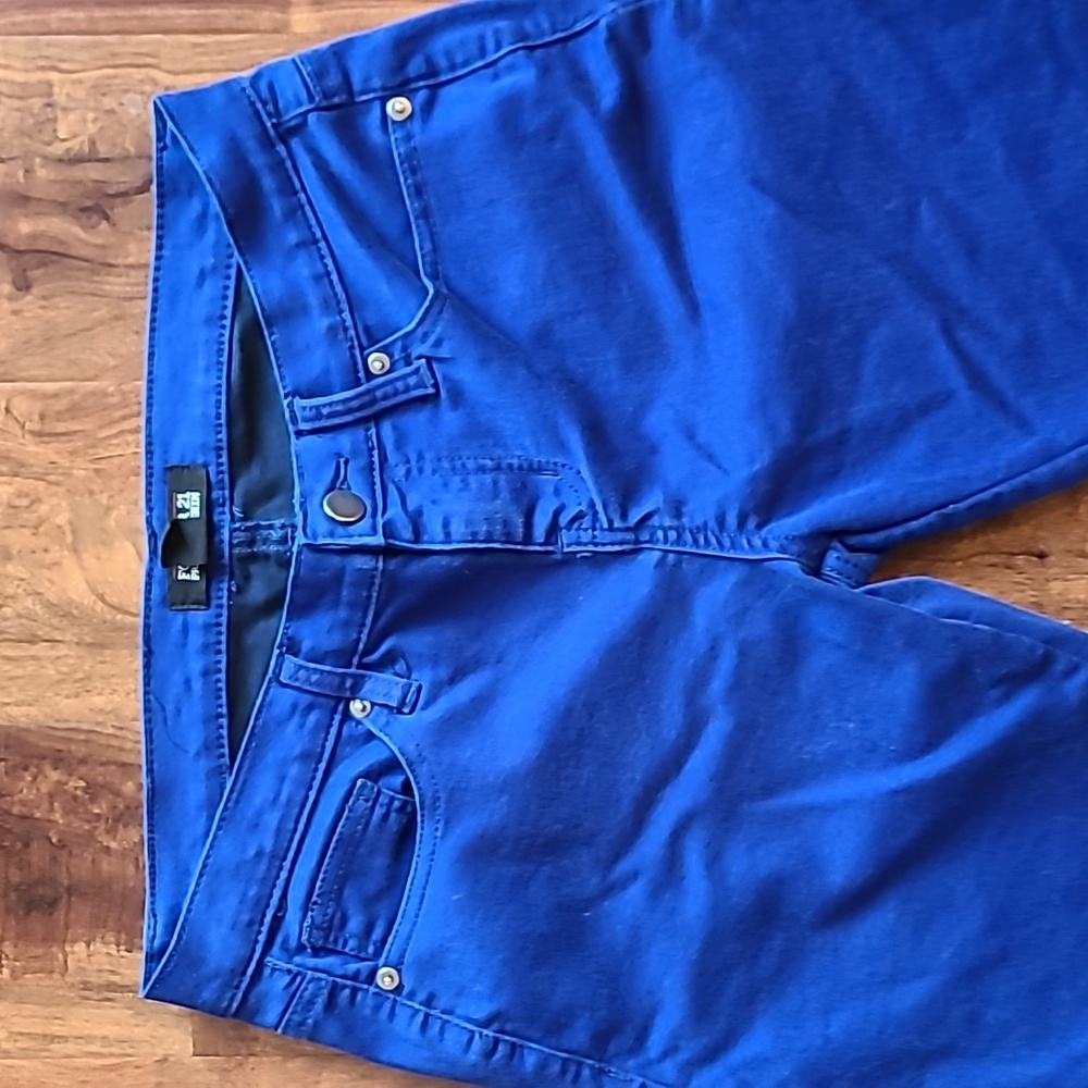 🎉Host Pick🎉 Forever 21 Colbat Blue Ankle Zipper Jeans - Picture 5 of 11